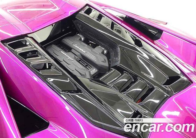 Lamborghini Revuelto из Кореи Encar